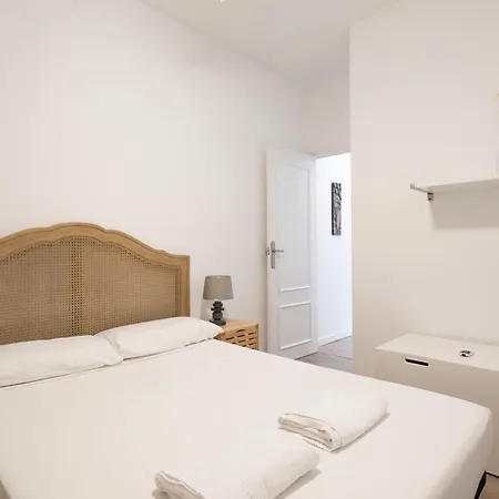 Apartamento Cozy Near Fira Gran Via With Ac *