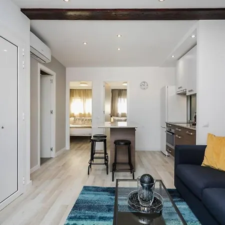 Amazing Attic With Terrace Apartamento L'Hospitalet de Llobregat