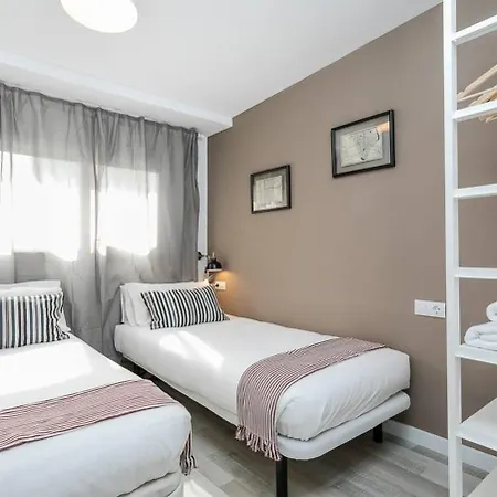 Amazing Attic With Terrace * L'Hospitalet de Llobregat