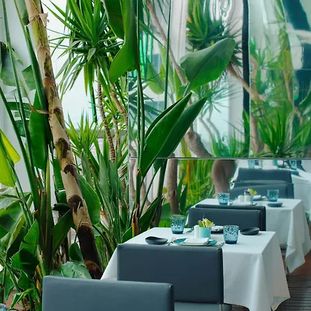 Renaissance Barcelona Fira 4*