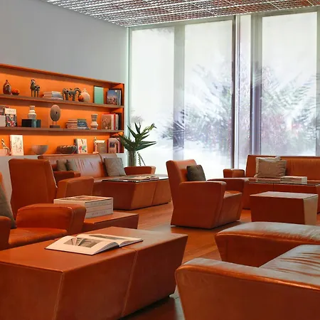 Hotel Renaissance Barcelona Fira 4*