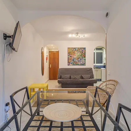 2-bedroom Just 1 Minute From The Metro Apartamento L'Hospitalet de Llobregat