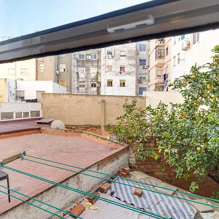 Apartamento 2-bedroom Just 1 Minute From The Metro L'Hospitalet de Llobregat