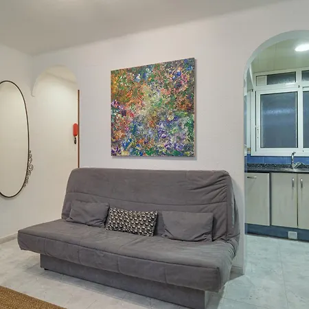 2-bedroom Just 1 Minute From The Metro Apartamento *
