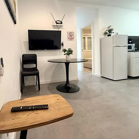 Camp Nou Nueva Casa 91 * L'Hospitalet de Llobregat