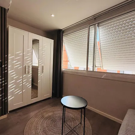 Camp Nou Nueva Casa Homestay *