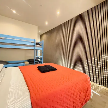 Camp Nou Nueva Casa Homestay L'Hospitalet de Llobregat