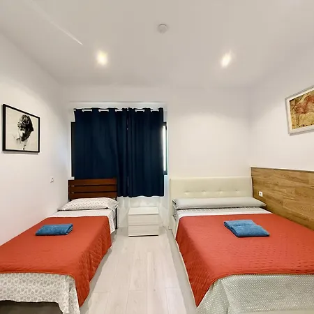 Homestay Camp Nou Nueva Casa *