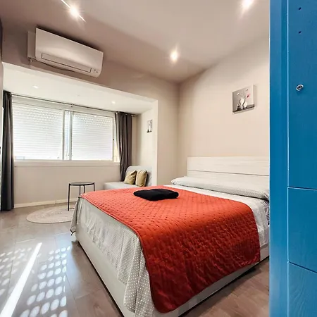 Homestay Camp Nou Nueva Casa L'Hospitalet de Llobregat