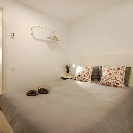 Charming And Quiet Near Barcelona