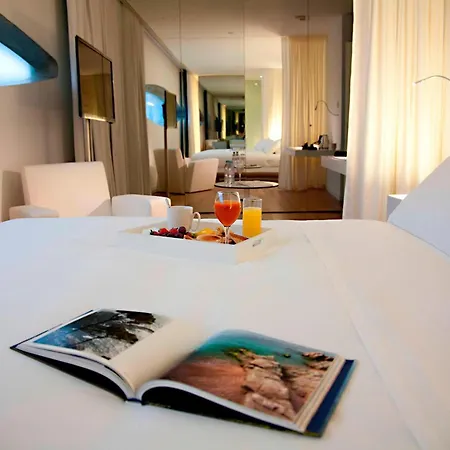 Renaissance Barcelona Fira 4*