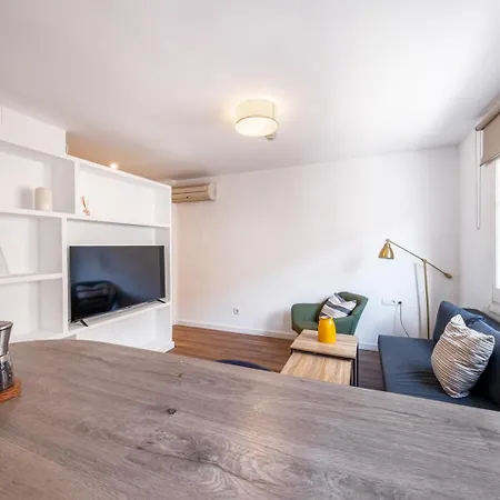 Caliu Barcelona - Fira Apartamento *