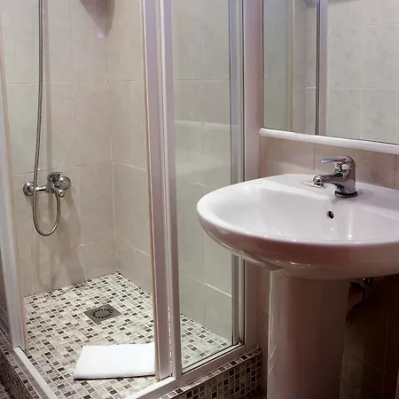 Apartment Turisticos Madanis L'Hospitalet de Llobregat