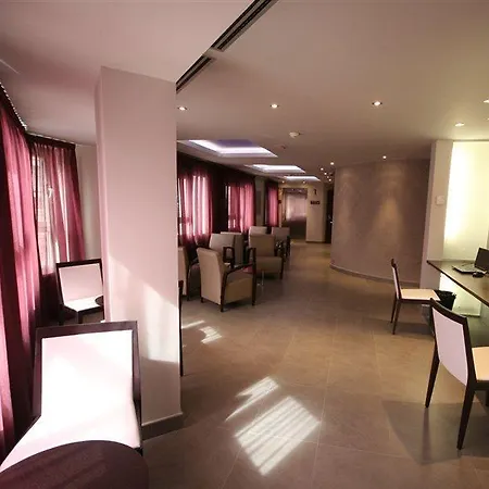 Madanis Liceo Hotel L'Hospitalet de Llobregat