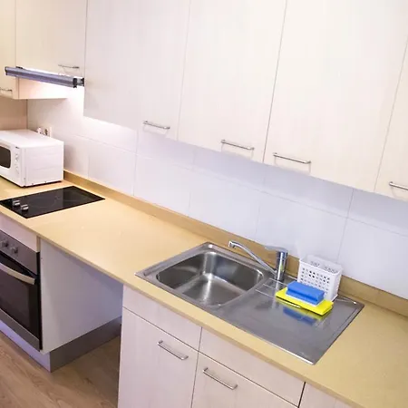 Apartment Aura Park Fira Bcn *