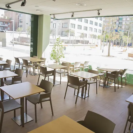Apartment Aura Park Fira Bcn *