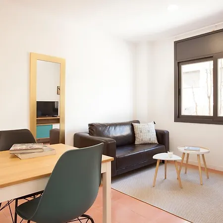 Click&flat Europa Fira Apartment *