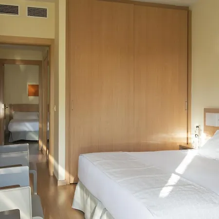 Apartment Aura Park Fira Bcn