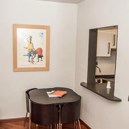 Turisticos Madanis Apartment L'Hospitalet de Llobregat