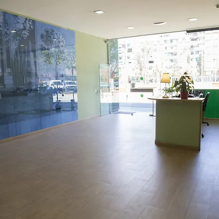 Apartment Aura Park Fira Bcn *