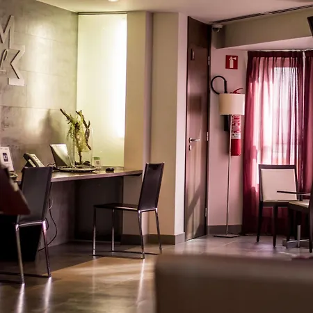 Madanis Liceo Hotel