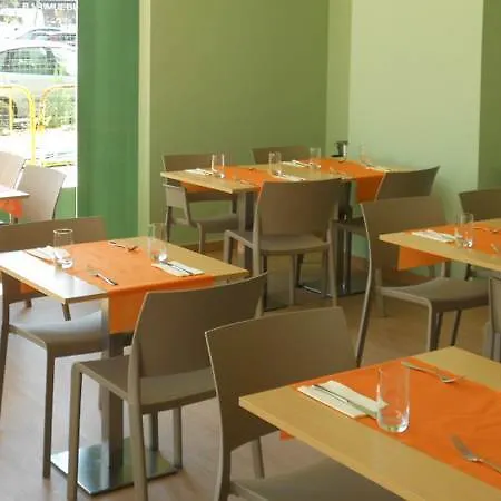 Apartment Aura Park Fira Bcn