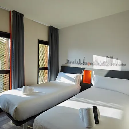 Easyhotel Barcelona Fira L'Hospitalet de Llobregat
