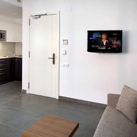 Ona Living Barcelona 4*