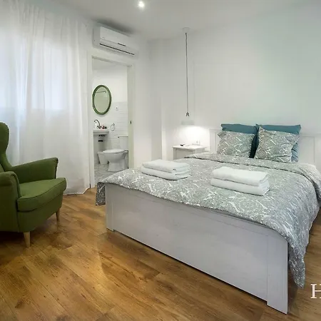 Hotelito Boutique Camp Nou Aparthotel 3*