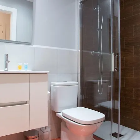 Hotel Fira Basic