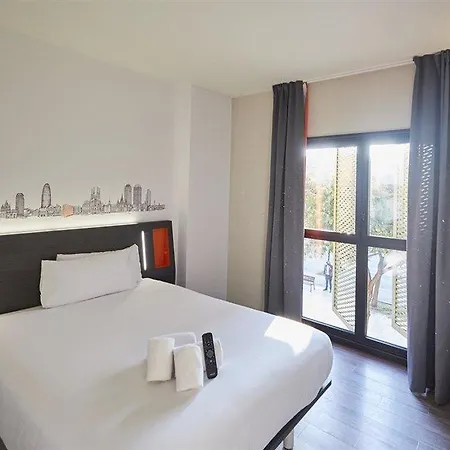 Hotel Easyhotel Barcelona Fira L'Hospitalet de Llobregat