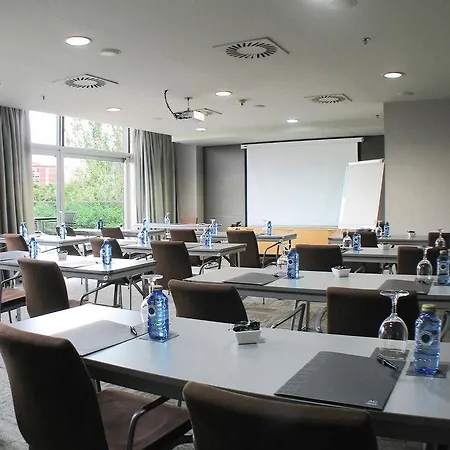 Hotel Ac Som By Marriott 4*