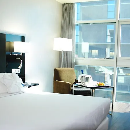 Hotel Ac Som By Marriott 4*
