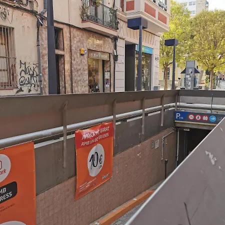 Dos Dobles En Apartamento Confortable * L'Hospitalet de Llobregat
