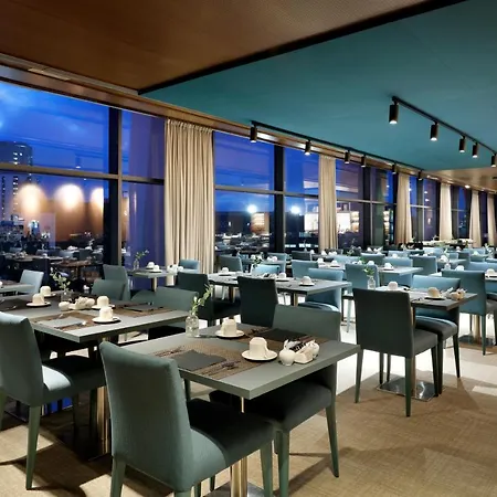 Hyatt Regency Barcelona Tower 5* L'Hospitalet de Llobregat