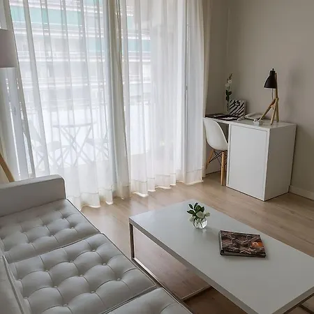 Turisticos Madanis L'Hospitalet de Llobregat