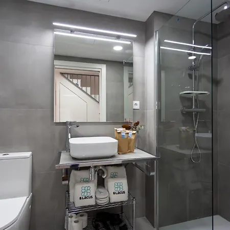 8 Lacus Duplex * L'Hospitalet de Llobregat