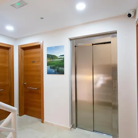 8 Lacus Duplex * L'Hospitalet de Llobregat
