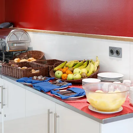Travelodge Barcelona Fira Hotel L'Hospitalet de Llobregat