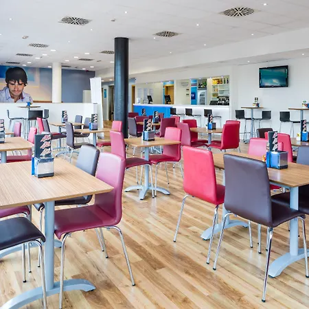 Travelodge Barcelona Fira Hotel