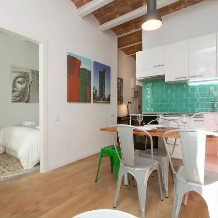 Colour Pop Fira By Myrentalhost Apartment L'Hospitalet de Llobregat