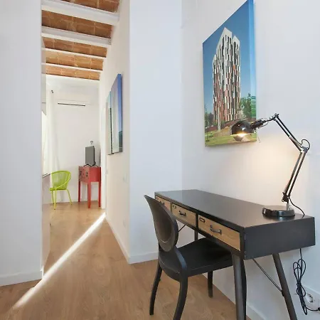 Colour Pop Fira By Myrentalhost * L'Hospitalet de Llobregat