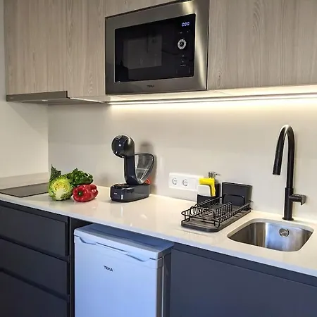 Apartamento Fira 8 A 1min Del Metro Y Centro 15min