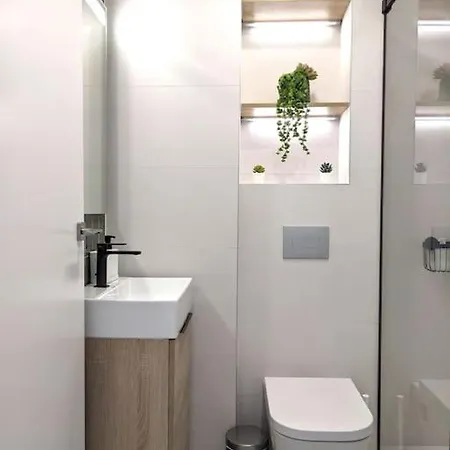 Apartamento Fira 9 A 1min Del Metro Y Centro 15min