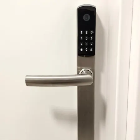 Fira 9 A 1min Del Metro Y Centro 15min Apartamento