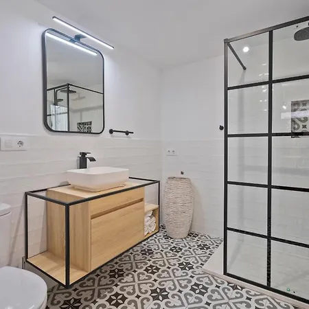Bcn: ¡exclusivos Y Cerca Del Camp Nou! Apartamento *
