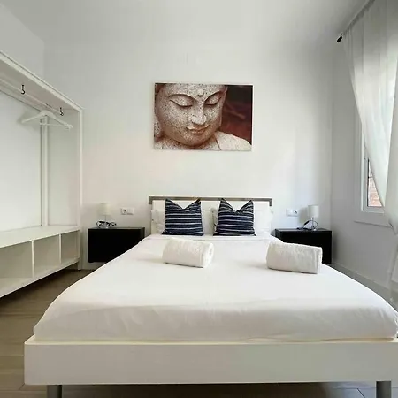 Apartment @hostourist Bcn Fira Granvia Plaza Europa-justicia *