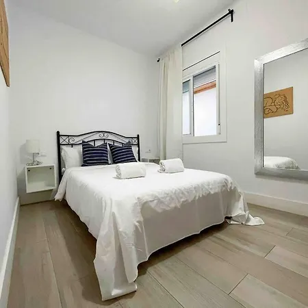 @hostourist Bcn Fira Granvia Plaza Europa-justicia L'Hospitalet de Llobregat
