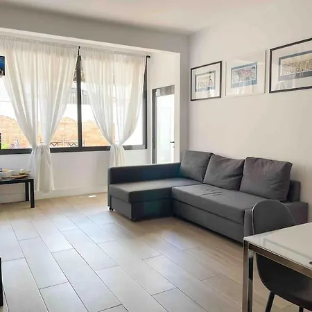 @hostourist Bcn Fira Granvia Plaza Europa-justicia Apartment L'Hospitalet de Llobregat