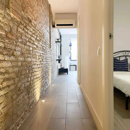 Apartment @hostourist Bcn Fira Granvia Plaza Europa-justicia